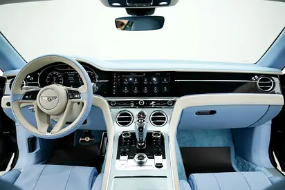 صورة 6 لـ 2019 Bentley CONTINENTAL