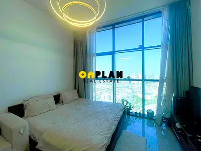 Premium Upgraded Studio I Furnished I Immediate Move‑In