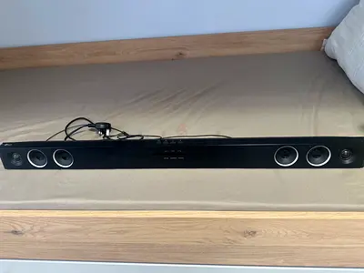 Sound bar and woofer from LG