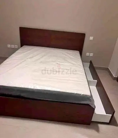 Ikea malam bed with ikea mattress king size 180 x200cm