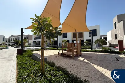 PAY MONTHLY 16K | 12 Cheques | Prime Location