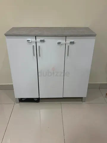 Compact 3-Door White shoe rack Cabinet