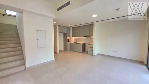 Spacious 3BR + Maid On Golden Beach | Central Park | Single Row | High ROI