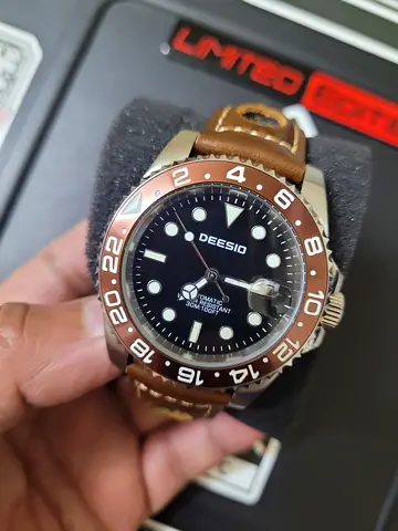 Deesio Automatic Mens Watch with Leather Strap