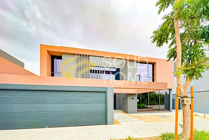 Signature | Near Amenities | Lift | Full Privacy | Modern