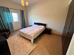 FULLY FURNISHED BIG MASTER ROOM WITH ATTACHED WASHROOM AVAILABLE IN A NEAT CLEAN APARTMENT IN