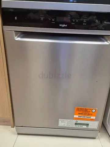Whirlpool stainless steel built-in dishwasher - good condition