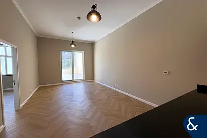 Huge Layout | Upgraded | Garden Facing