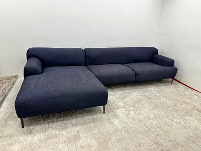 Excellent condition the loom collection lshape sofa