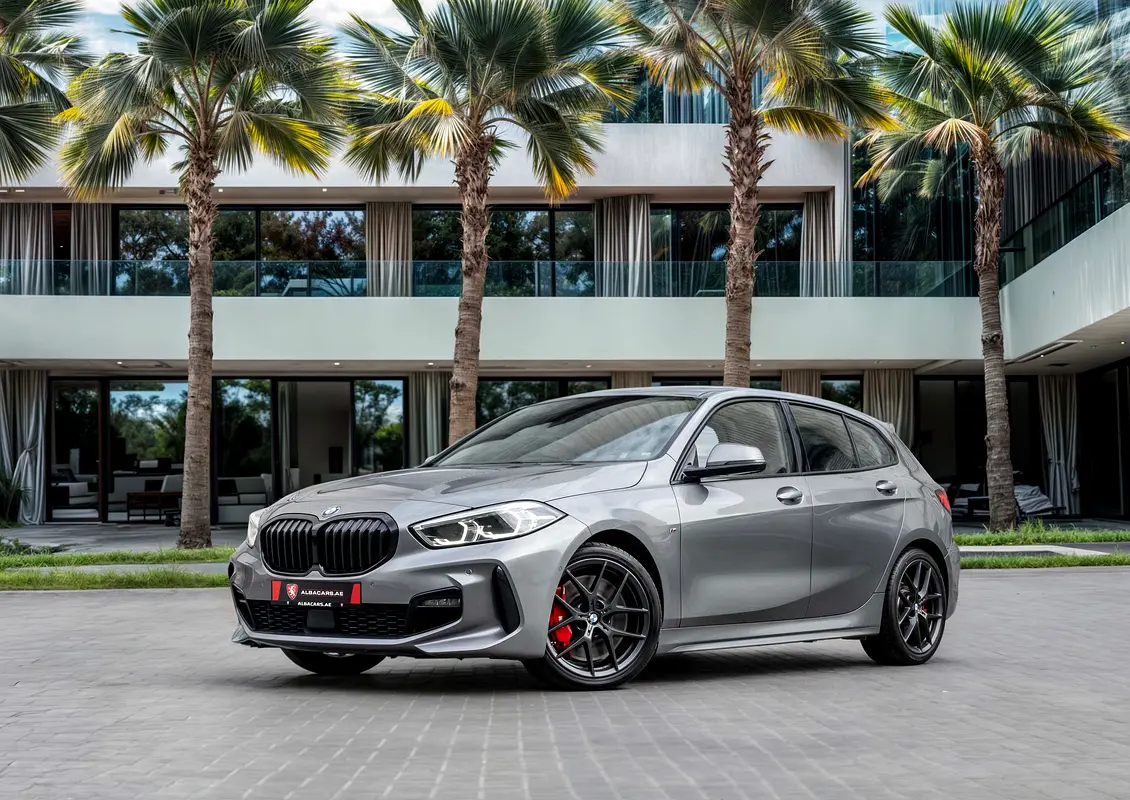 BMW 1-Series 2023 — photo 1 of 14