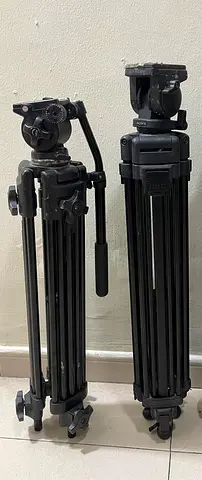 Tripod for sale minimum price first price urgent sale