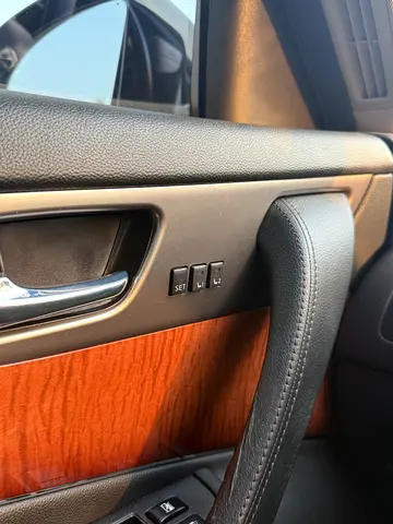 2018 Infiniti QX70 — фото 15