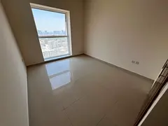 A prime rental opportunity on Al Mina Street, near Ajman Corniche, in a prestigious location combini