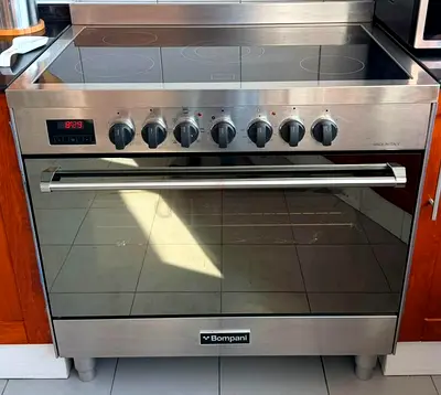Bompani Ceramic Cooker with Electric Oven