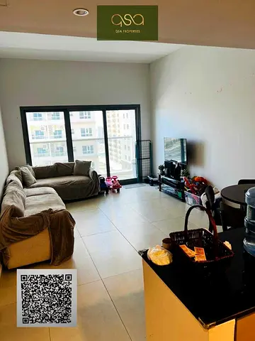 For Rent: Furnished One Bedroom Apartment With Parking/Pool & Gym Access Is Available!