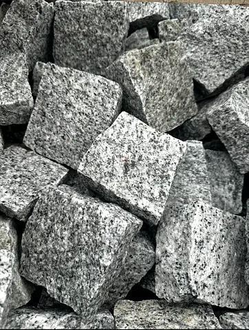 Bulk grey granite cobblestone set - paving stones for landscaping