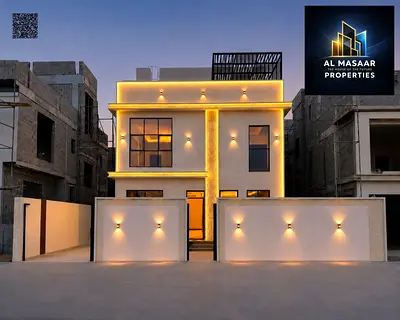 A bargain price including registration and ownership fees: a two-story villa with a roof, 5 bedrooms, a swimming pool, a large yard, and freehold owne