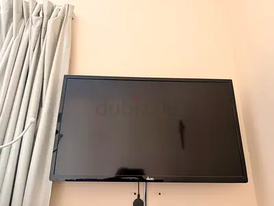 Ikon 40-inch LED TV in good working condition