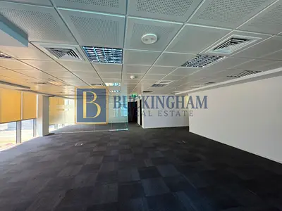 Fully Fitted | Close to Metro | Vacant