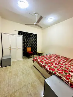 FURNISHED ROOM AVAILABLE FOR INDIAN FAMILIES OR EXECUTIVES