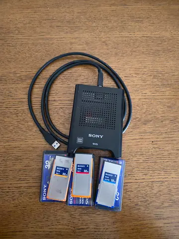 Sony SxS-1 Memory Card reader and 32GB SxS cards