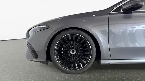 2025 Mercedes-BENZ A-CLASS 缩略图 17