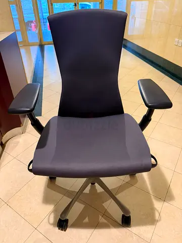 Selling Embody chair.good condition only little use