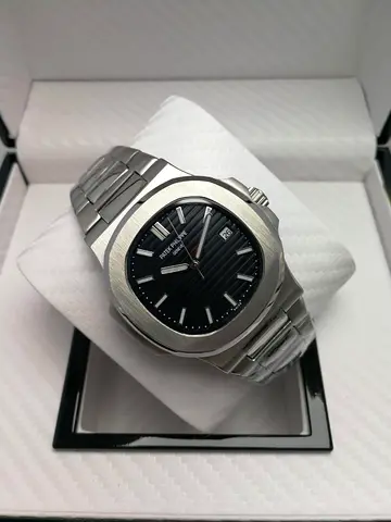 ‎Patek Philippe Nautilus Automatic Stainless Steel Watch – Black Dial