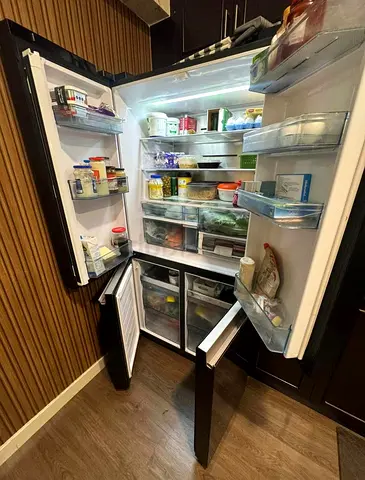 Hitachi 4 Door Refrigerator Like new condition
