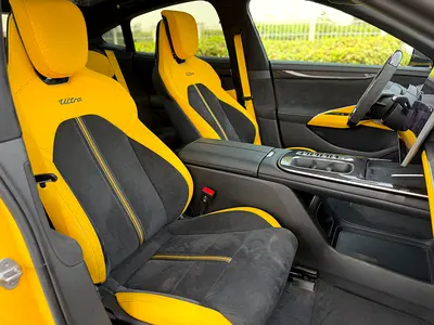صورة 16 لـ 2025 Xiaomi SU7