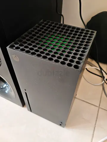 Xbox Series X Bundle with 2 Controllers, Charger and 1 Game