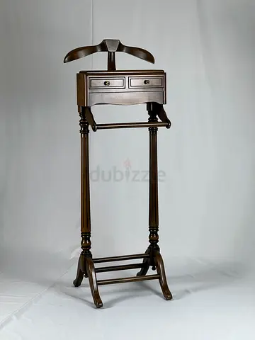 Classic clothing rack