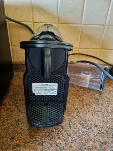 Nespresso Capsule Espresso Machine (compact) - Good Working Condition