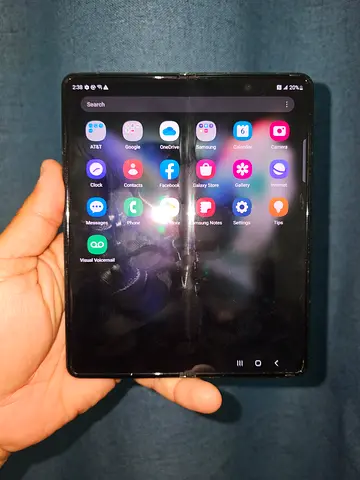 Samsung Z fold 3 5g with charger 12Gb ram 256Gb storage Condition 10/8 Black color Price is final