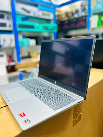 HP BRAND NEW RYZEN 7/16/512