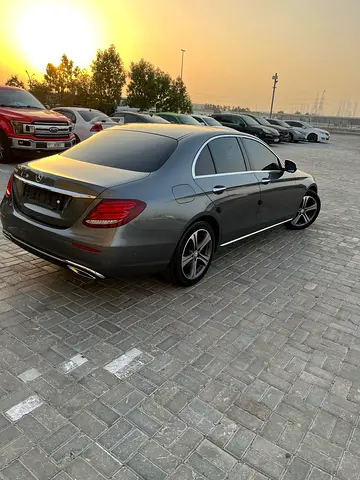 صورة مصغرة 4 لـ 2017 Mercedes-BENZ E-CLASS