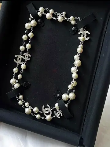 Authentic Chanel pearl necklace