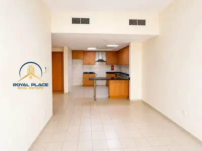 2BHK| vacant| spacious| close to metro