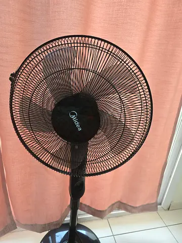 Midea Pedestal Fan - Good Working Condition