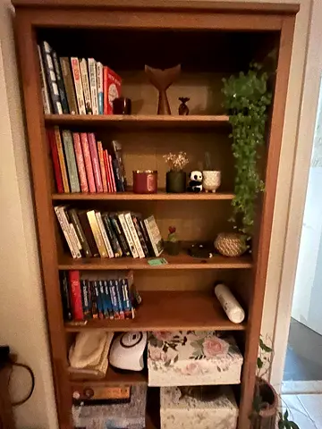 IKEA Hemnes Wood Bookcase / Bookshelf - 5 Shelves, Natural Finish