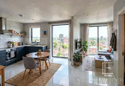 SEMI FURNISHED | PRIME LOCATION | VACANT