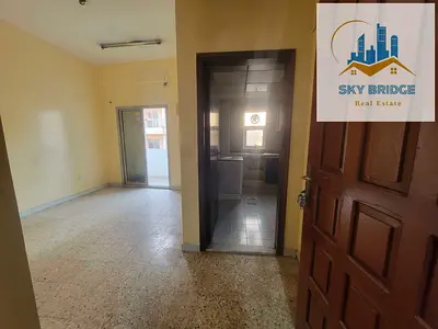12 payment studio flat ready to move with Close kitchn central gas near to km only 18k