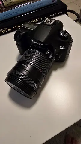 Canon EOS 60D DSLR Kit + EF-S 18-135mm IS Lens + Full Accessories (Negotiable) Good Condition