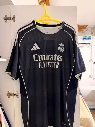 ⚽ Real Madrid Away Kit 25/26