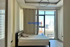 Vacant | Spacious Studio | Community View