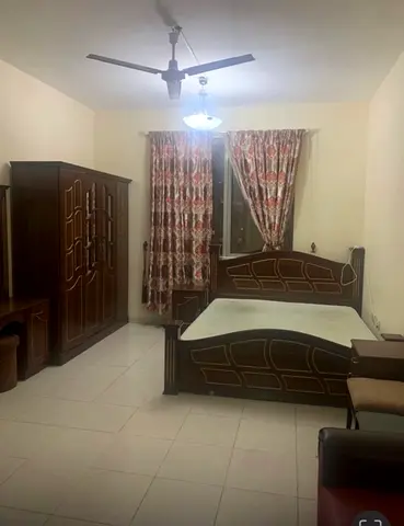 Room for Rent in King Faisal Street