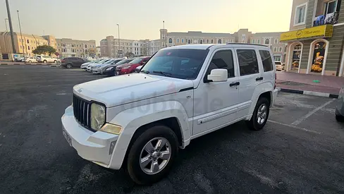 Jeep Cherokee Country Edition 2011 | GCC Specs | Well Maintained