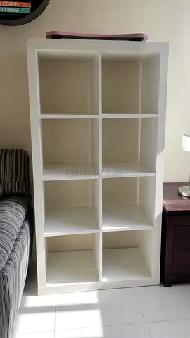 White 8-Compartment Cube Bookshelf
