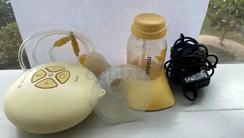 Medela Swing Electric Breast Pump Set