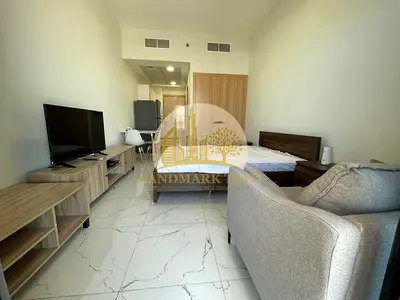 Furnished | Pool and Gym | Near Metro